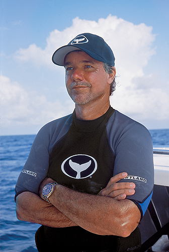 Skull & Crossbones – Wyland Worldwide