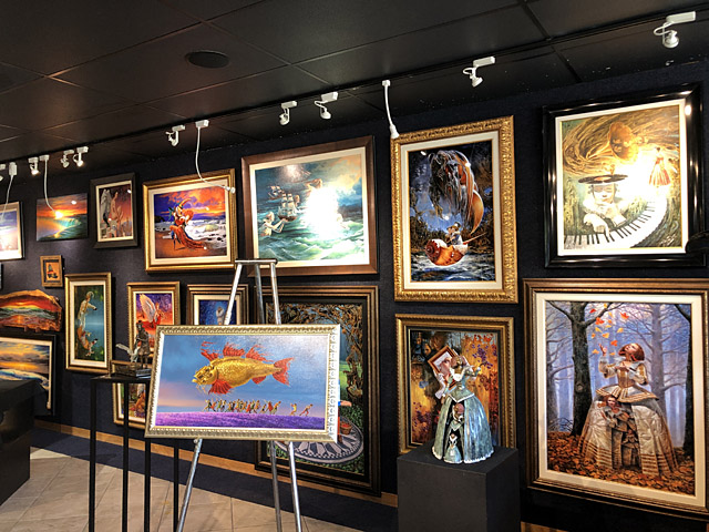 Wyland Gallery Sarasota - Art Gallery on Lido Key - Michael Cheval Art
